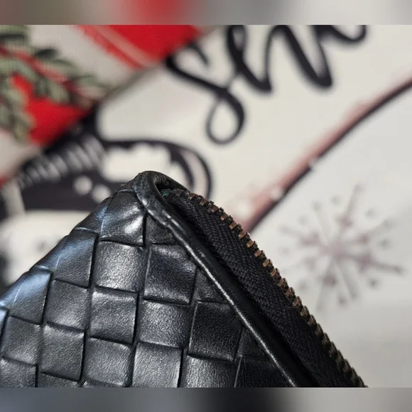 BOTTEGA VENETA Leather Intrecciato Nappa Zip-Around Wallet - Picture 4 of 15